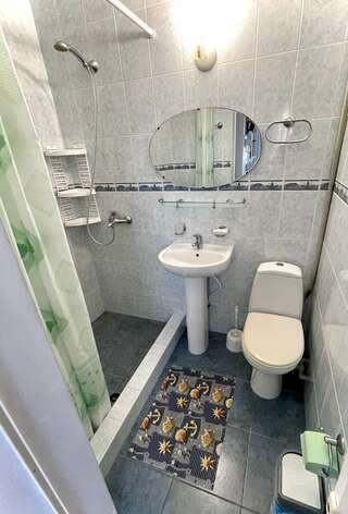 Отель Ёлки Коктебель Двухместный номер с 1 кроватью и видом на горы-4